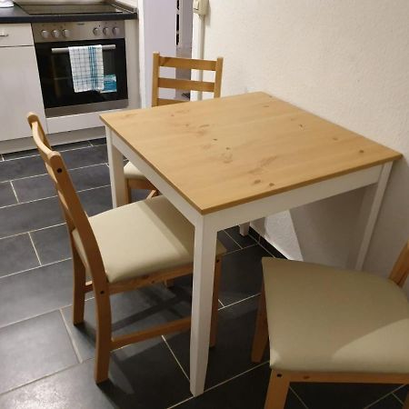 Monteurwohnung Fuer 6 Personen In Leipzig Eksteriør bilde